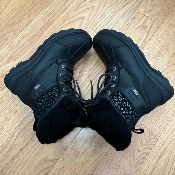 Ugg Adirondack Snow Leopard Winter Boot - Picture 3 of 13